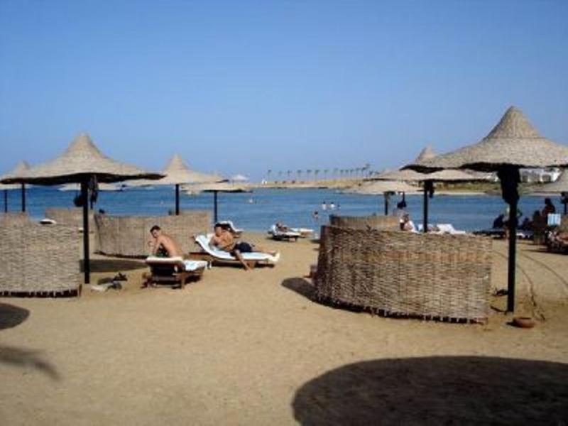 Royal Brayka Beach Resort Abu Dabab Exterior photo